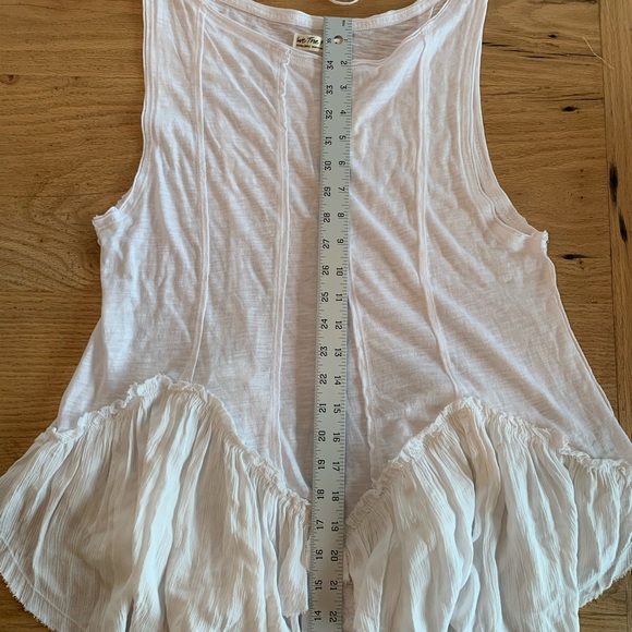We the Free White Ruffle Tank NWT - Picture 5 of 15